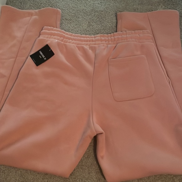 Baby Pink Sweatpants - Picture 2 of 4